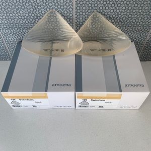 Pair Of Amoena Style 129 Swimform Triangle Breast Form Mastectomy Prosthesis